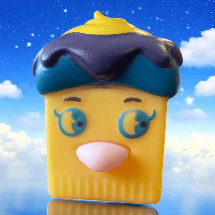Squishy Cubic Cupcake - Image 4