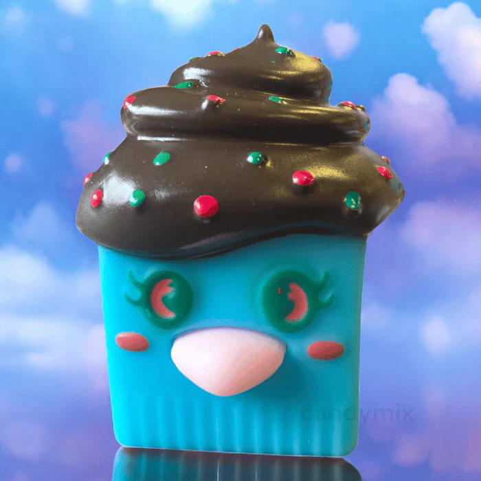 Squishy Cubic Cupcake - Image 6